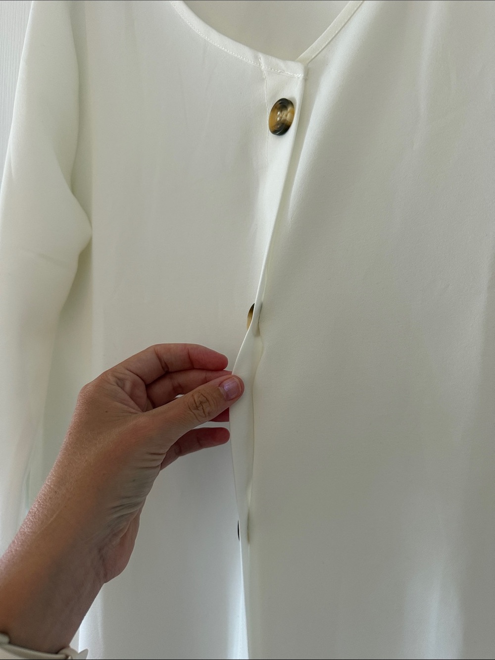 Cream Button-Front Dress- size medium - Picture 4 of 7